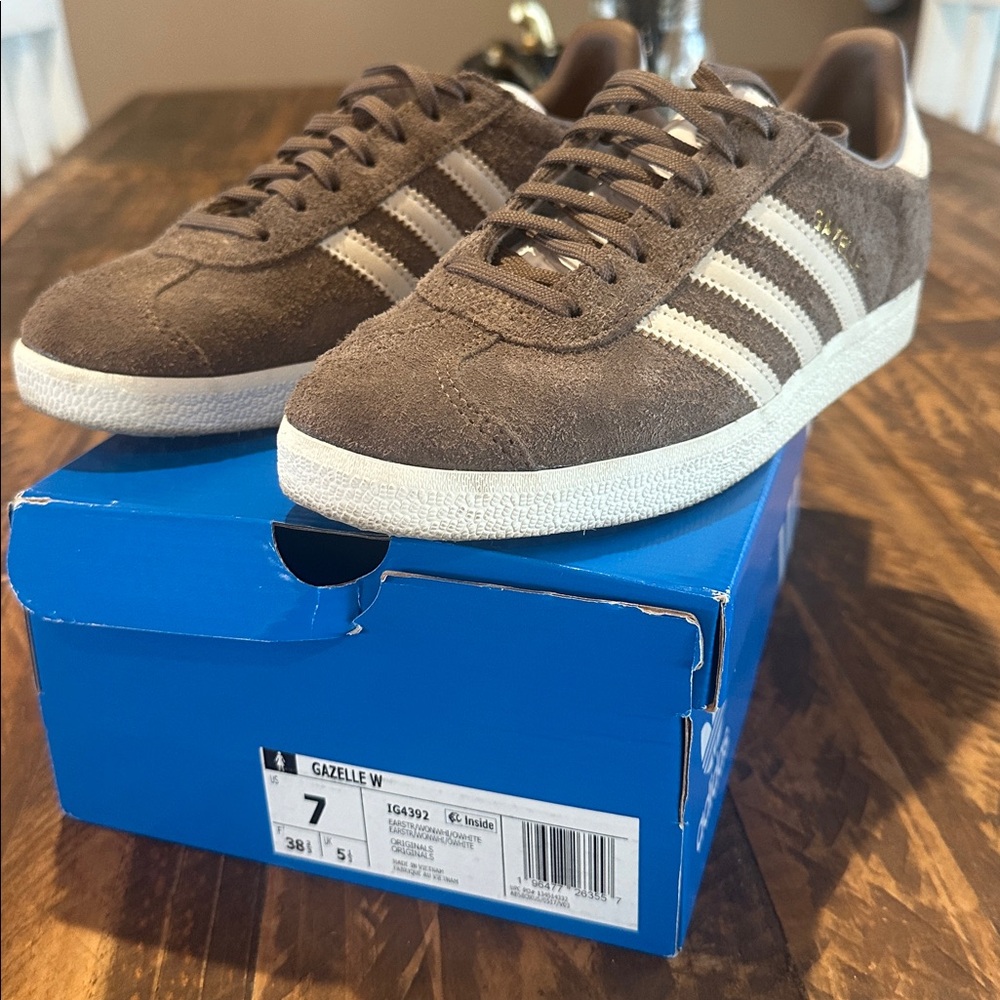Adidas Gazelle Sneakers
